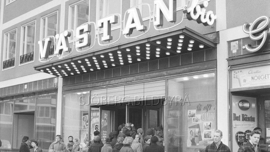 Västan var en biograf vid Västertorpsplan i stadsdelen Västertorp, södra Stockholm. Biografen öppnade 1954 och stängde 1971.